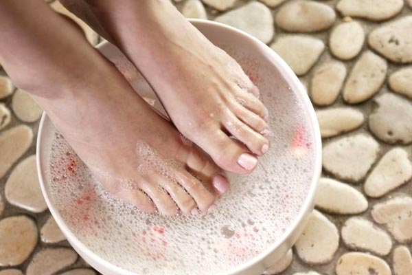 Magnesium bath for Restless legs syndrome